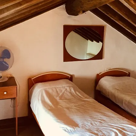 L'oliveto House *